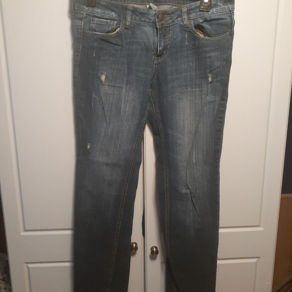 Distressed Boyfriend Jeans